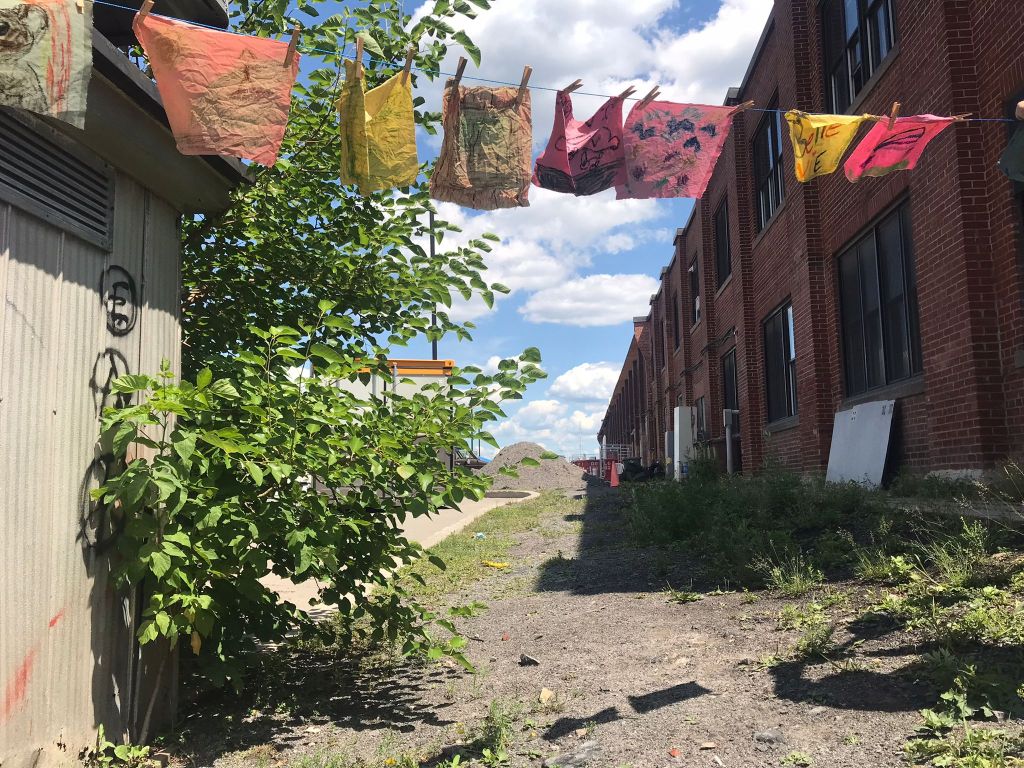 Eco-art workshops at Point saint-charles art&nbsp;school